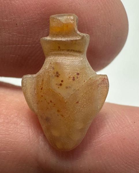 Picture of ANCIENT EGYPT. NEW KINGDOM STONE HEART AMULET. 1400 - 1200  B.C