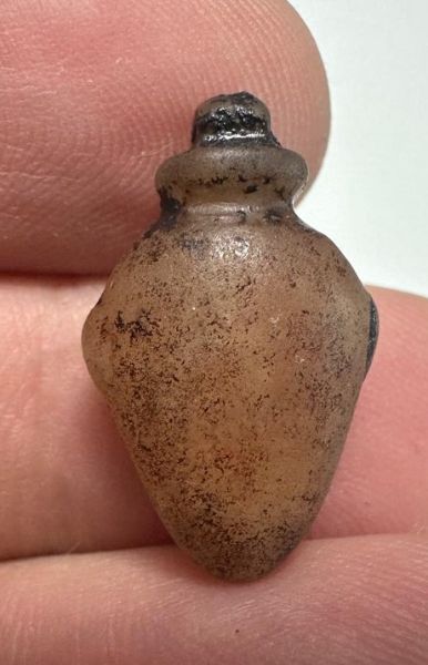 Picture of Ancient Egypt. CARNELIAN STONE HEART AMULET. 600 - 300 B.C