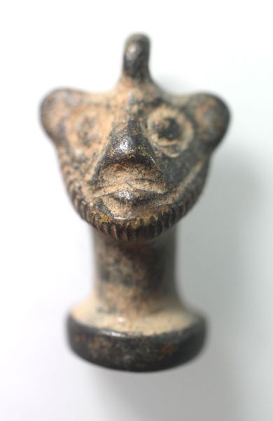 Picture of NEO-ASSYRIAN BRONZE HEAD OF PAZUZU AMULET.  LEVANT. 800 - 600 B.C