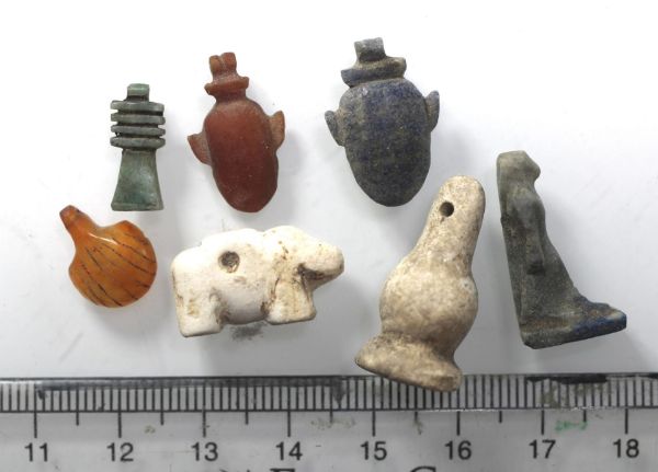 Picture of ANCIENT EGYPT. LOT STONE AMULETS. NEW KINGDOM - LATE PERIOD 1400 - 300 B.C
