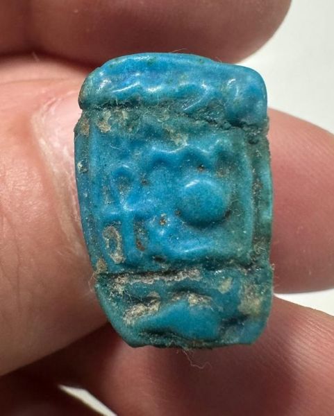 Picture of ANCIENT EGYPT.  FAIENCE RING. AMARNA. TIME OF KING TUTANKHAMUN. 1340 B.C .