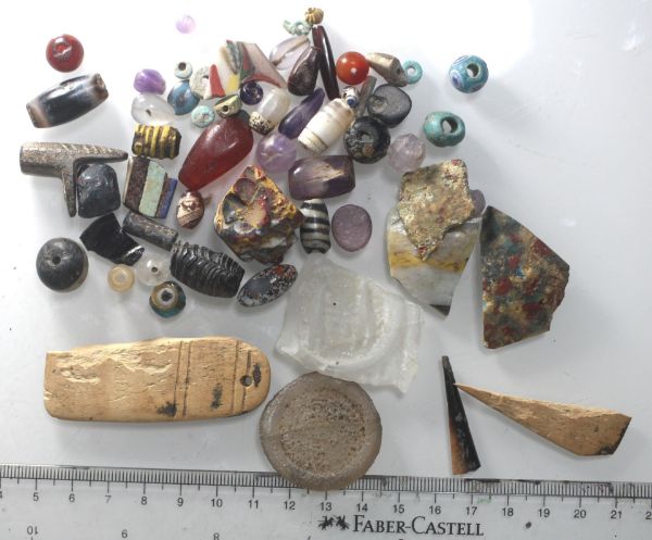 Picture of   Ancient Egypt.   BIG LOT OF MIXED ITEMS. MOSTLY STONE AND GLASS BEADS PLUS OTHER STUFF. MOSTLY ROMAN ERA 