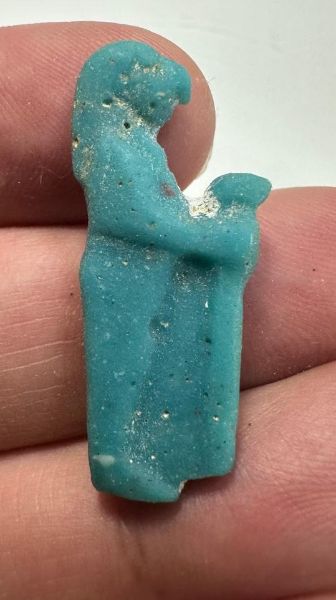 Picture of ANCIENT EGYPT - GLASS  AMULET. GRECO - ROMAN. 300 - 100 B.C