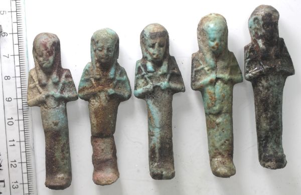 Picture of ANCIENT EGYPT. THIRD INTERMEDIATE PERIOD. LOT OF 5 FAIENCE USHABTIS. 1000 - 700 B.C